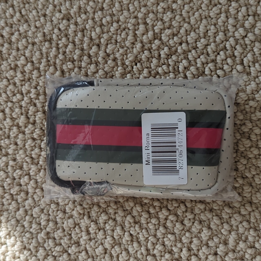 Haute Shore mini Roma zip case - Picture 2 of 2